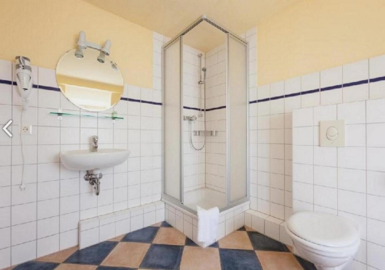 Familien- Und Freizeithotel Gutshaus Petkus Dış mekan fotoğraf