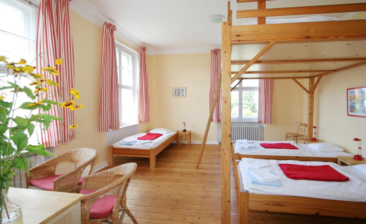 Familien- Und Freizeithotel Gutshaus Petkus Dış mekan fotoğraf